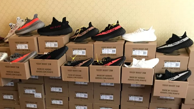 yeezy椰子鞋是真的吗,yeezy椰子鞋350v2真假辨别