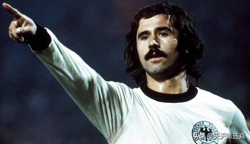 世界杯史上进球最多的人排名,历史上世界杯进球最多的球员排名