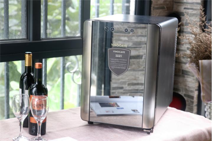 维诺卡夫cwc168a恒温酒柜,不锈钢定制酒柜维诺卡夫