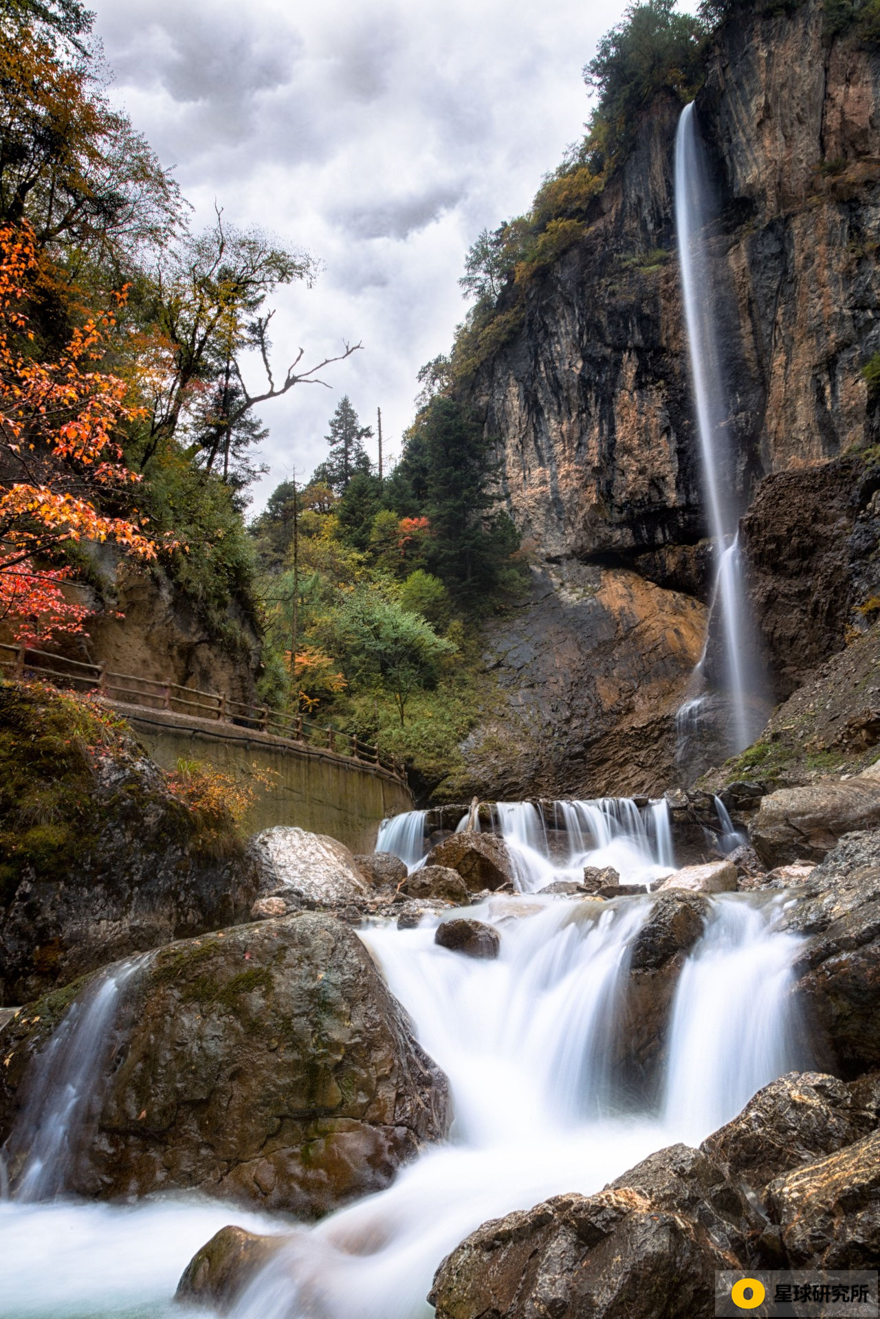 甘肃荒凉风景视频,甘肃荒凉的美景