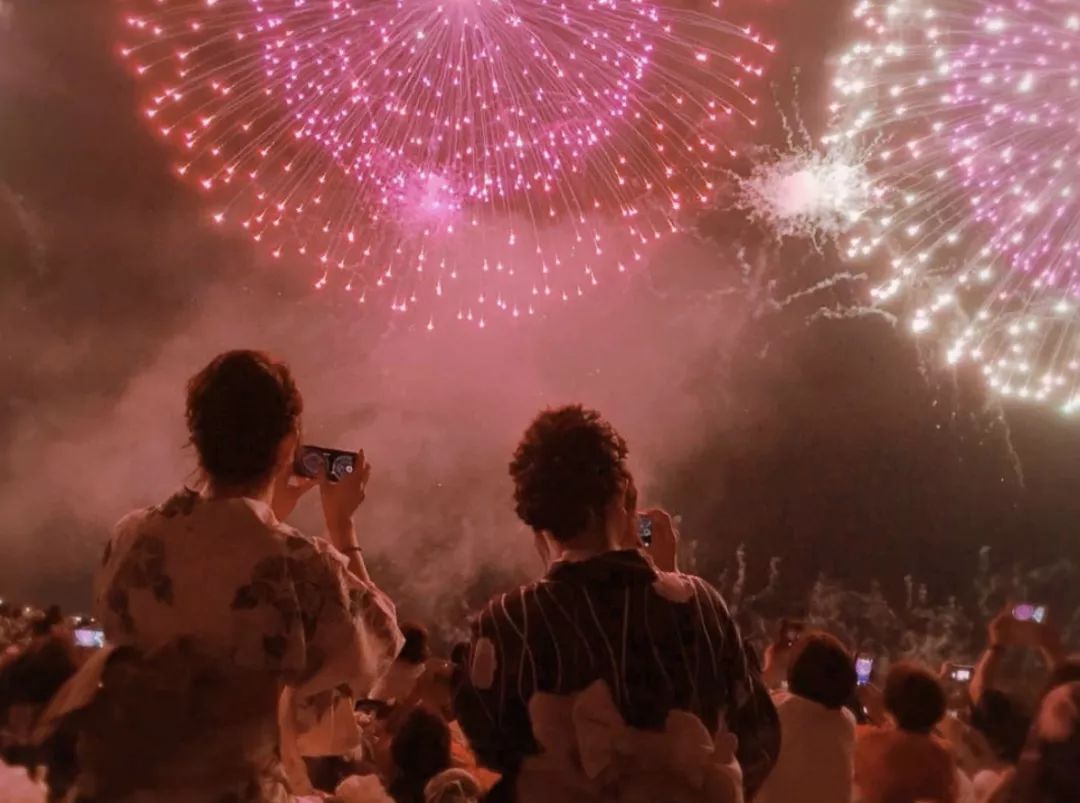 花火大会~和Ta一起看尽烟花,内含花火大会攻略日程表!