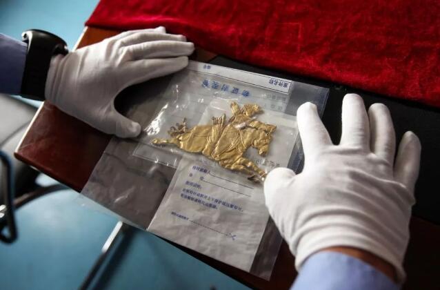 河南第一盗墓贼,盗墓九层妖塔挖出文物