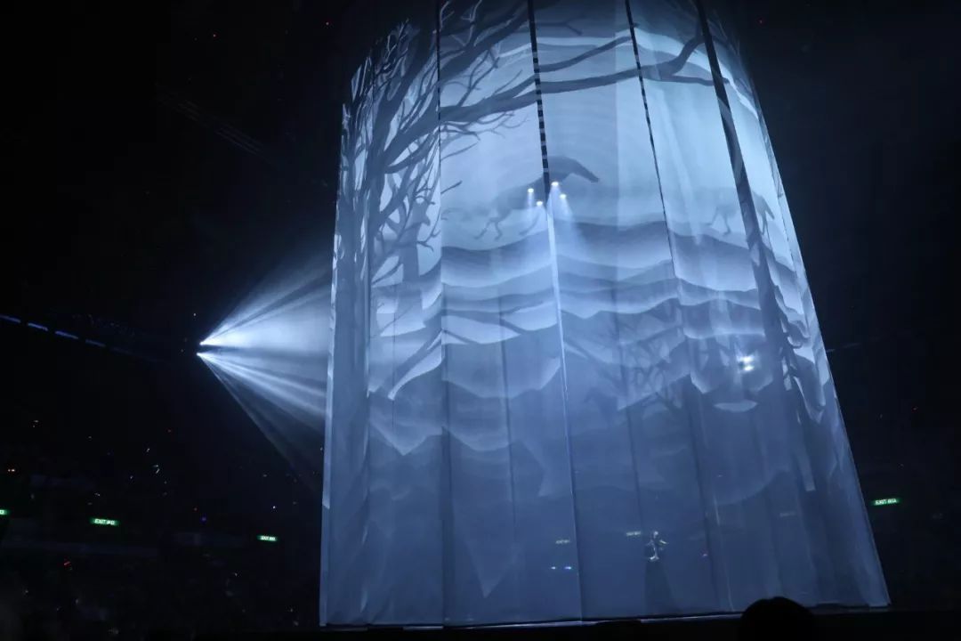 容祖儿张学友刘德华,容祖儿演唱会刘德华出场