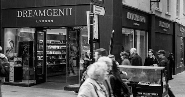 怎么用洗发水洗头才能让头发变顺,头发刚沾水怎么洗