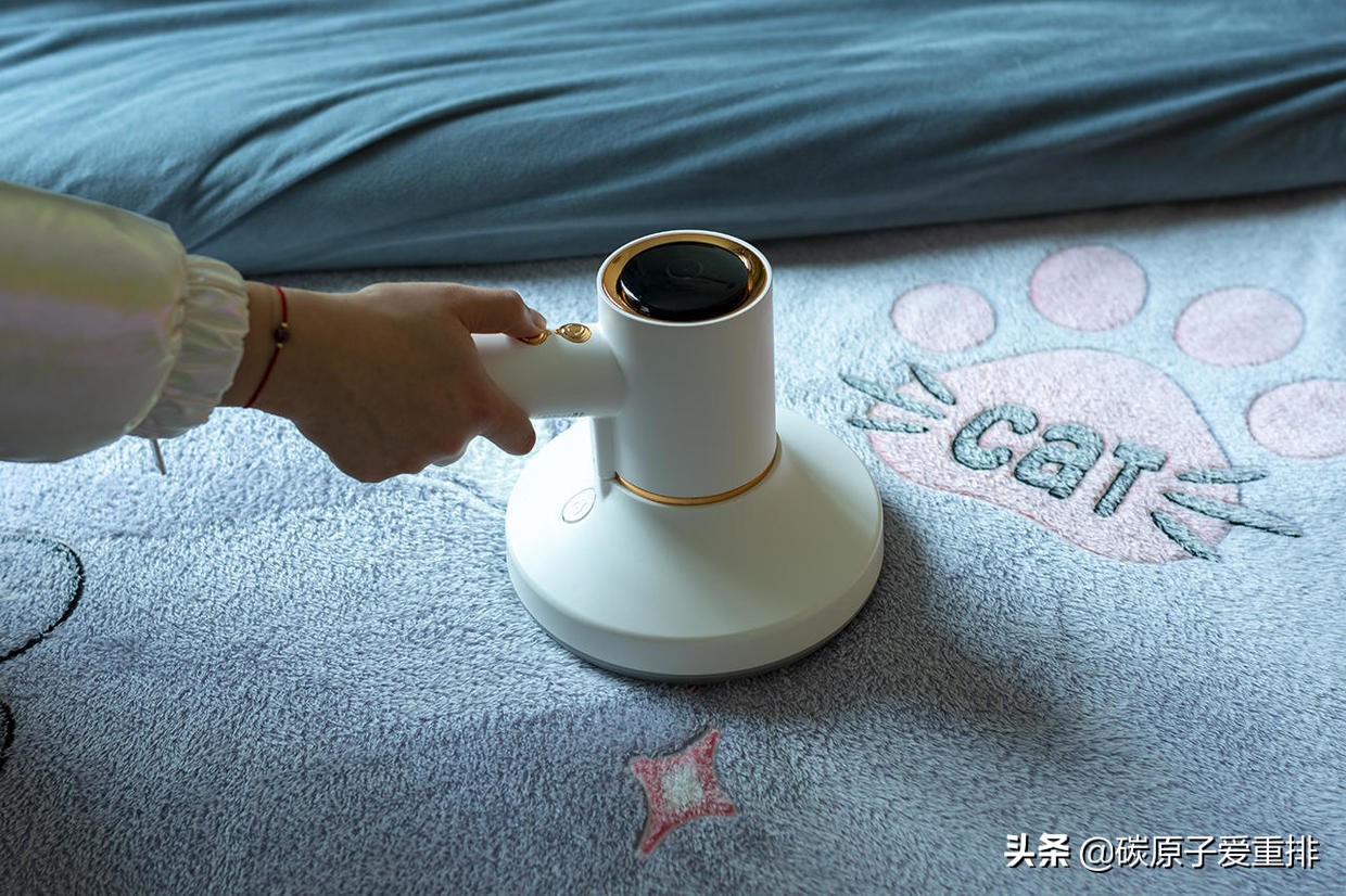 除螨吸尘两相宜大宇除螨仪体验,大宇无线除螨仪吸尘器怎么清理