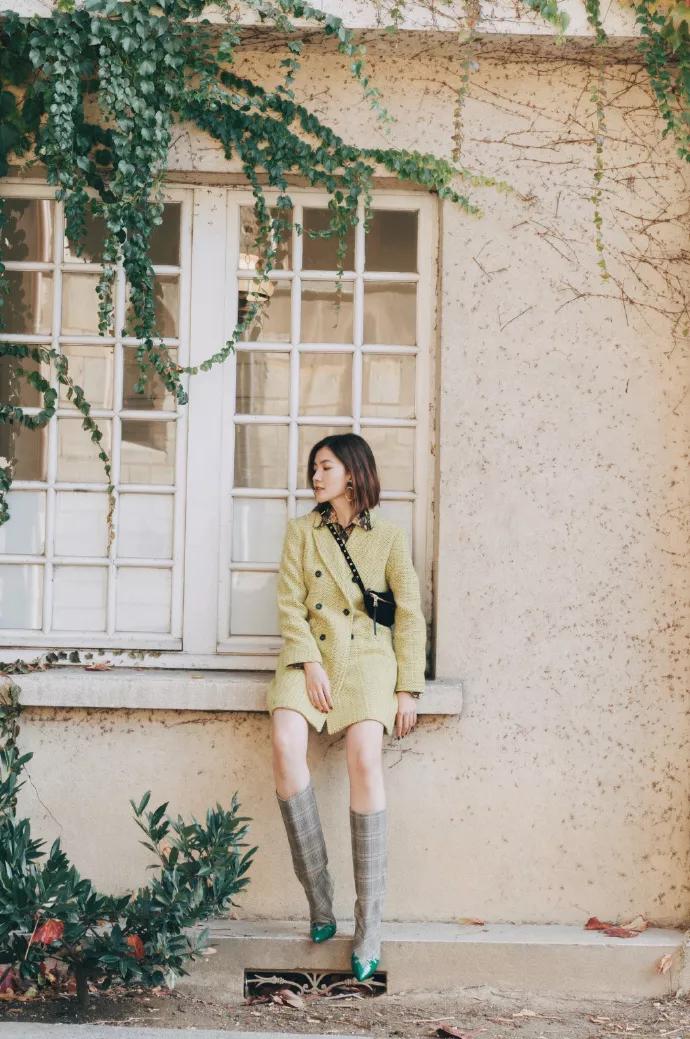 最新款的腰包简单一点,斜挎腰包最值得入手的大牌