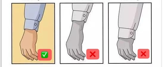 如何将一件普通白衬衣穿出时髦感,只要学会穿衣搭配你就会变漂亮