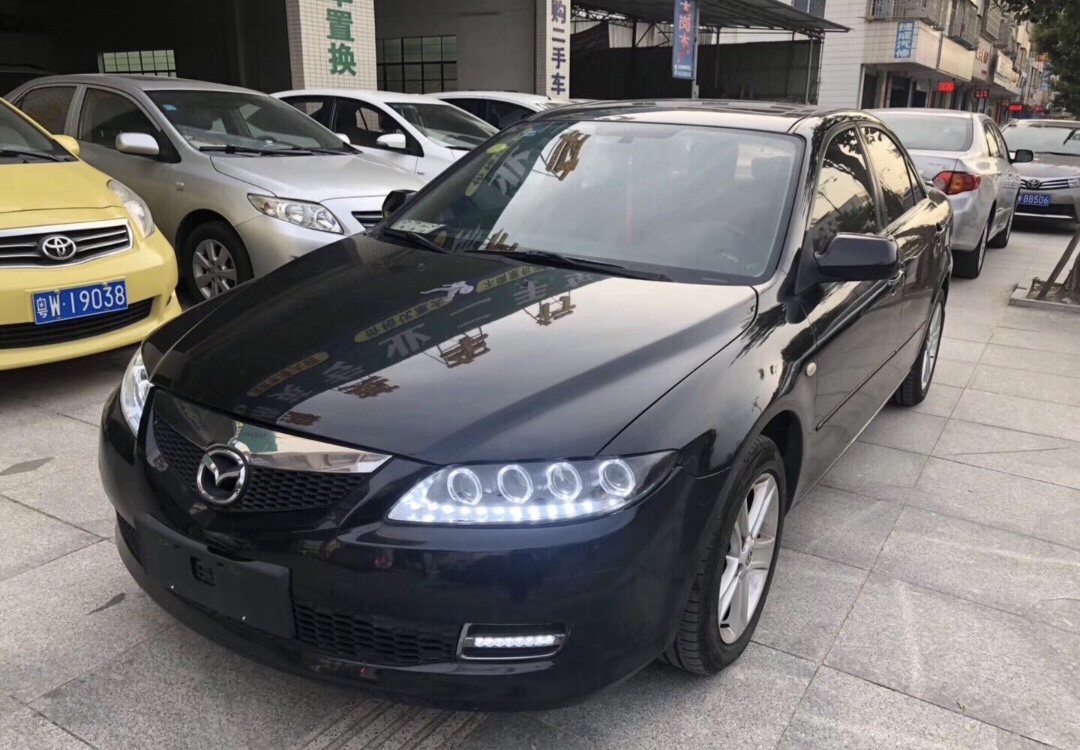 大学生毕业没钱先买辆车代步。2W左右。看看下面几款吧