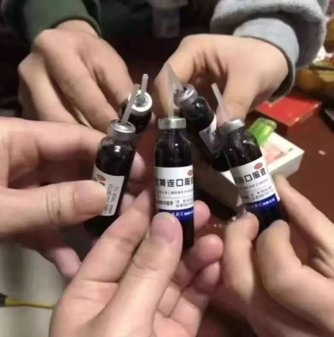 疫情会出现各种危险吗,疫情期间你注意到了什么现象作文