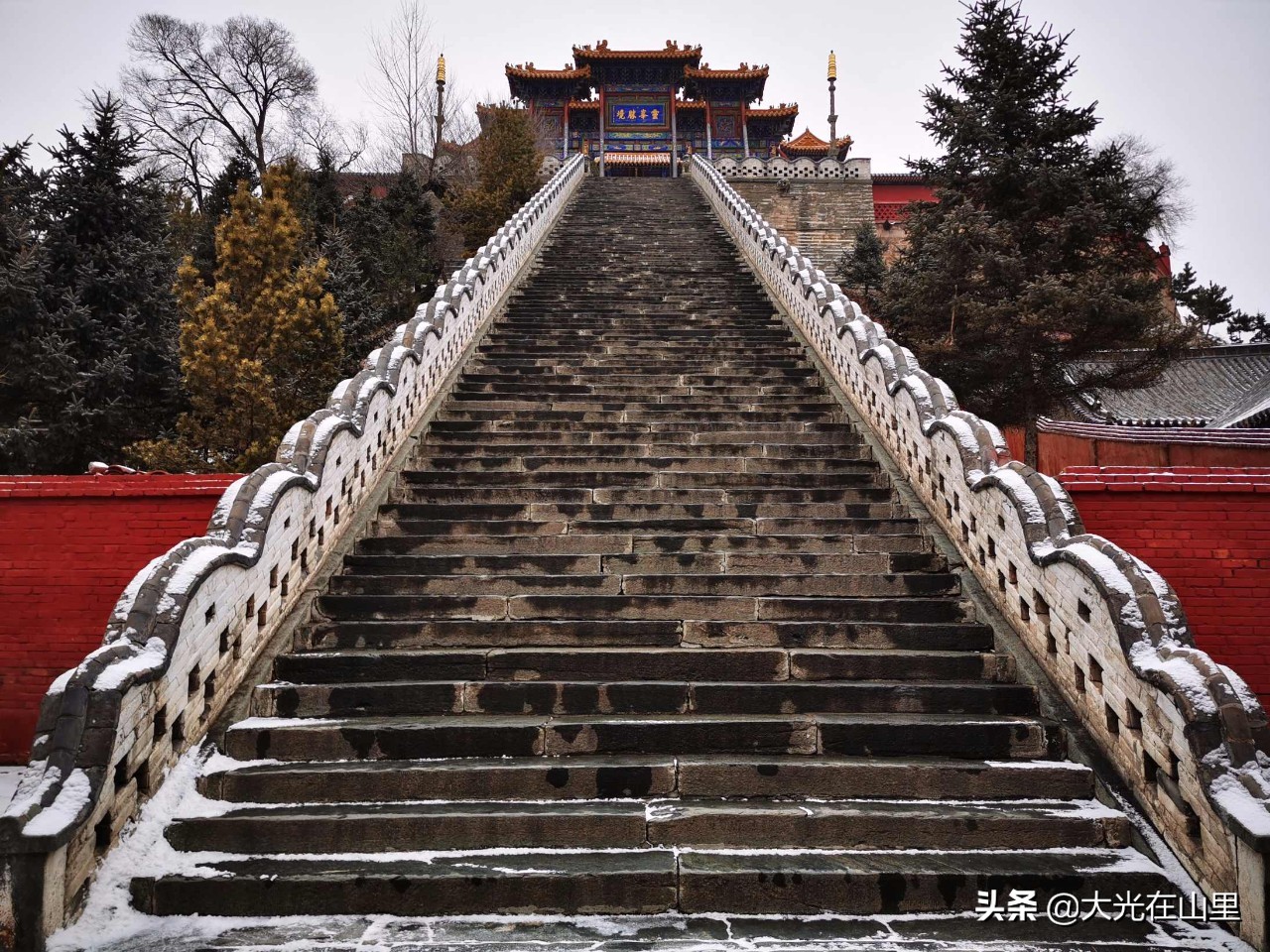 五台山必去的5个寺庙,五台山最值得去的3个寺庙