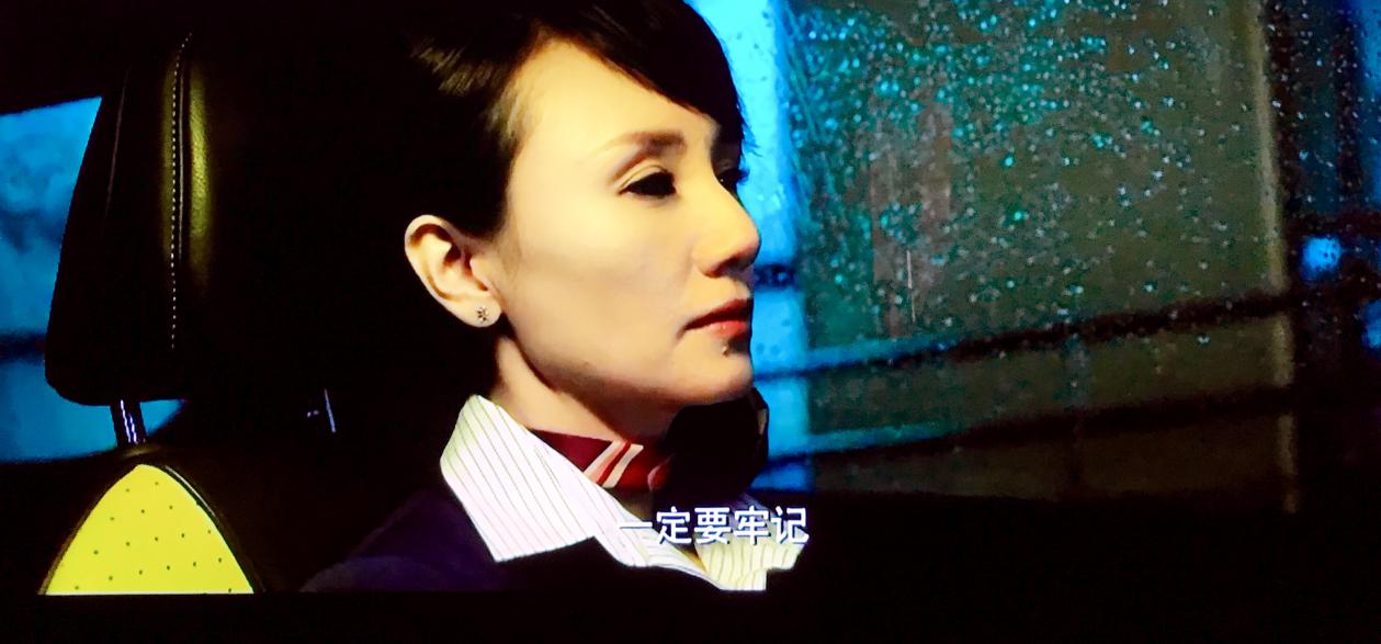 lg超薄oled电视评测,外观设计非常绚丽又亮眼