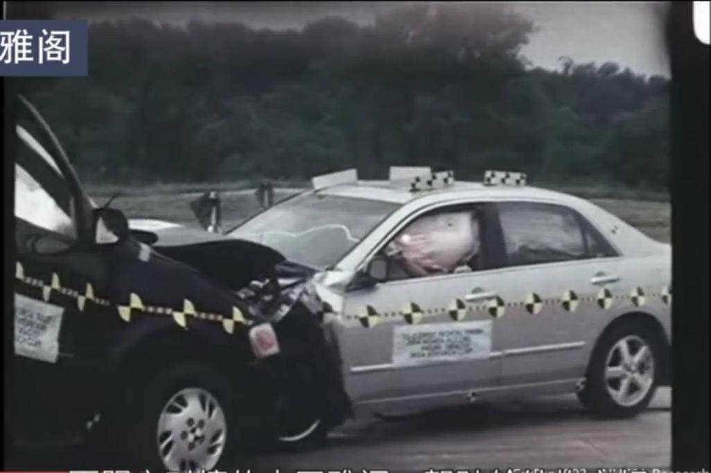 gl8各代舒适度比较,gl8舒适性好还是塞纳舒适性好