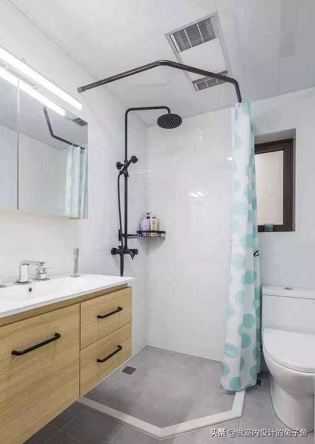 2.5平方小卫生间如何装修设计,怎样装修二楼卫生间