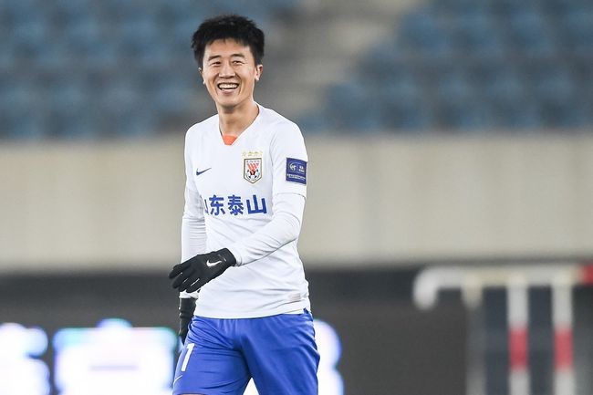 罗本梅开二度回天,留洋罗本破门