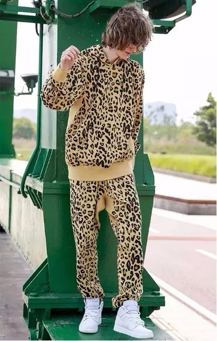 今年没买衣服是正确的选择,今年冬天衣服都没买几件