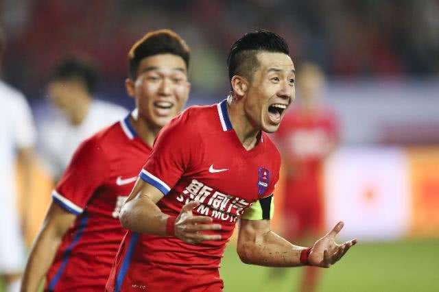 足球青训之阿贾克斯u13,大连毅腾足球俱乐部青训