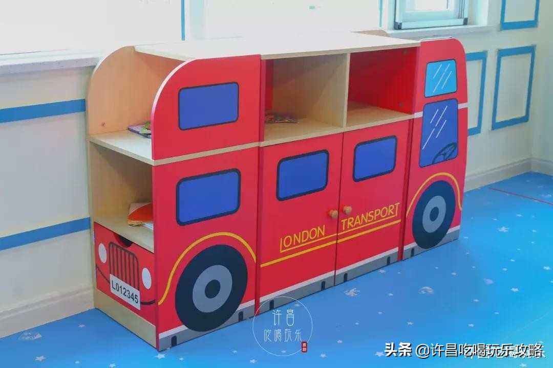 高尔夫球场、外教老师、恒温游泳池，这是什么神仙幼儿园？