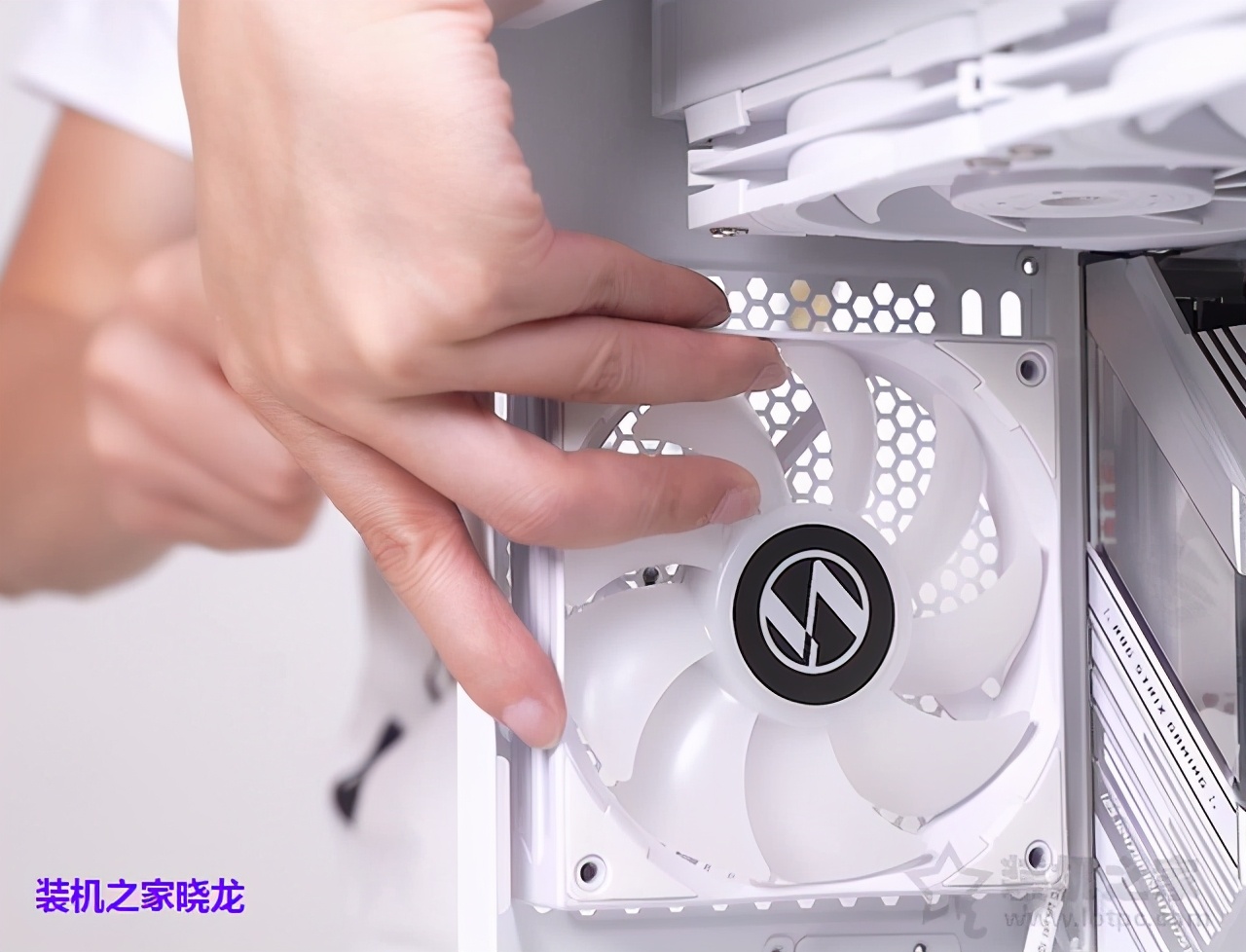 装机组装电脑,装机模拟器手机版组装电脑