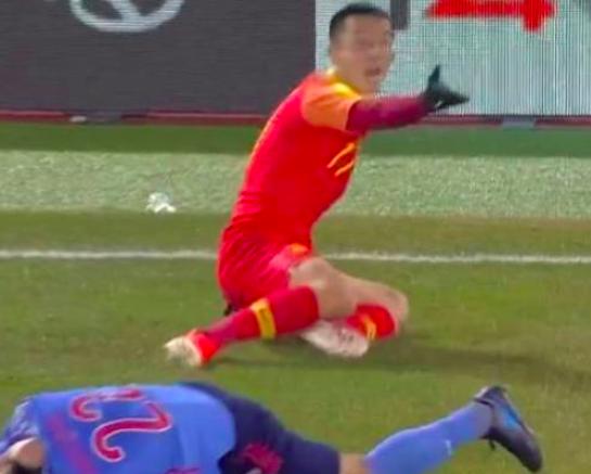 国足打日本高燃时刻姜至鹏,国足对姜至鹏的评价