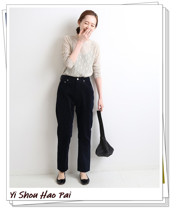 灯芯绒裤子颜色搭配,棕色灯芯绒裤子秋冬搭配