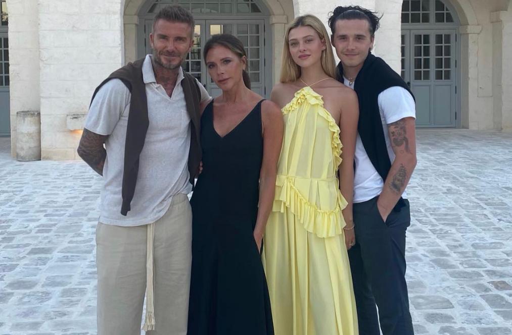 贝克汉姆维多利亚和儿媳关系破冰,维多利亚和贝克汉姆的恋爱史