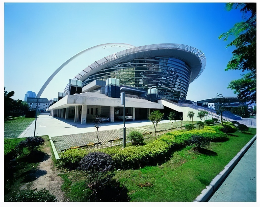 复旦大学出的课程,复旦新学年推百门ai大课