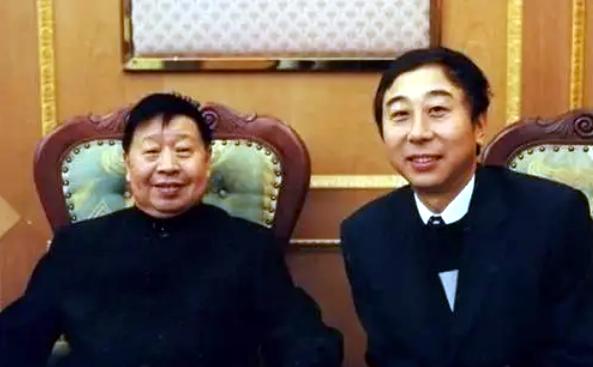 名主持马东:真爱智慧塑造平凡妻子