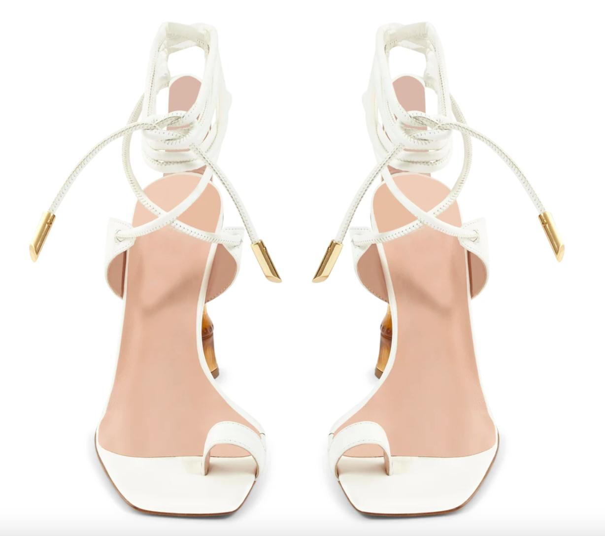 今年的时髦高跟鞋,今年时尚的高跟鞋品牌叫什么