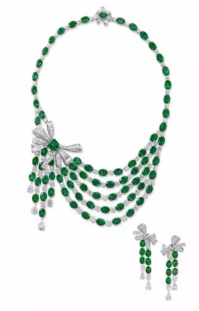 对付女人,没有一件珠宝解决不了的!