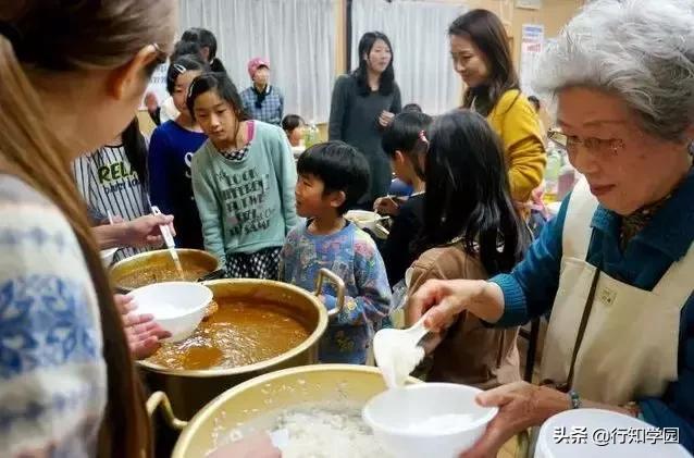 日本便利店支持哪些支付,日本便利店有新玩法