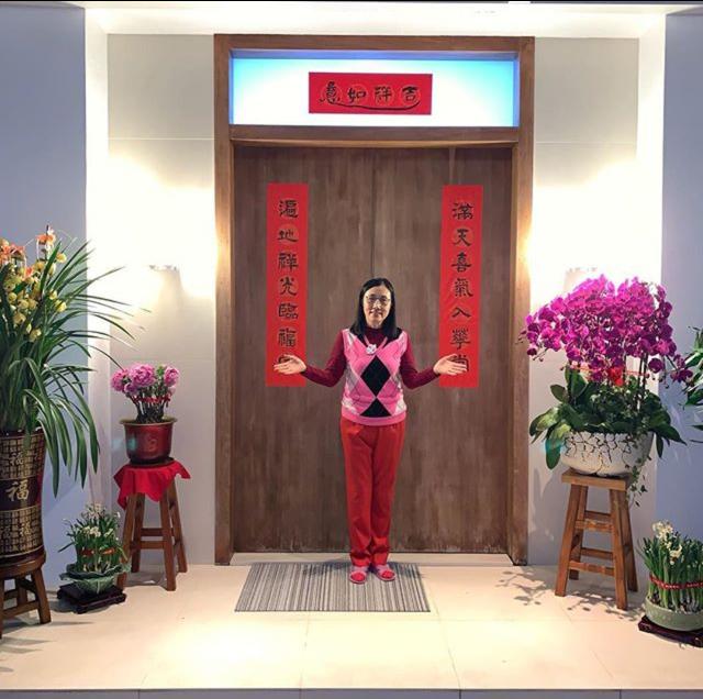 汪明荃的鞋子,汪明荃出席活动照