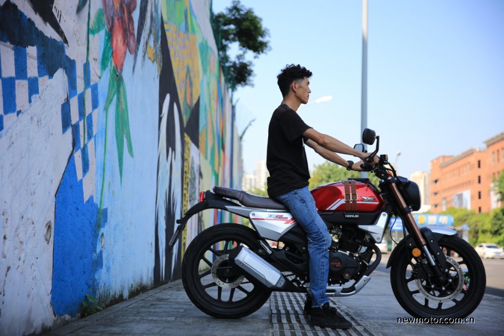 力帆DK150复古提车感受,力帆kp150