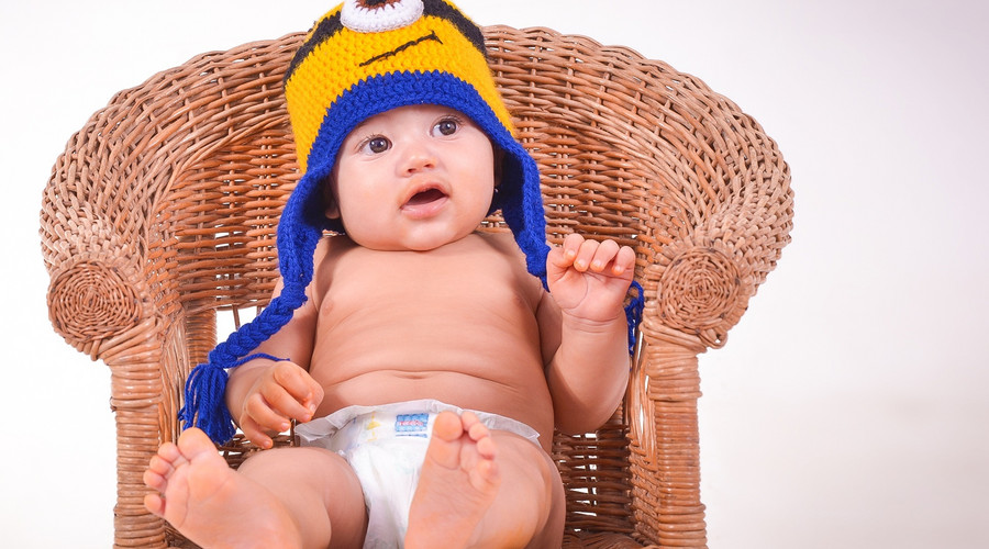 一岁宝宝怎么吃营养均衡,一岁宝宝怎么吃辅食每日三餐安排