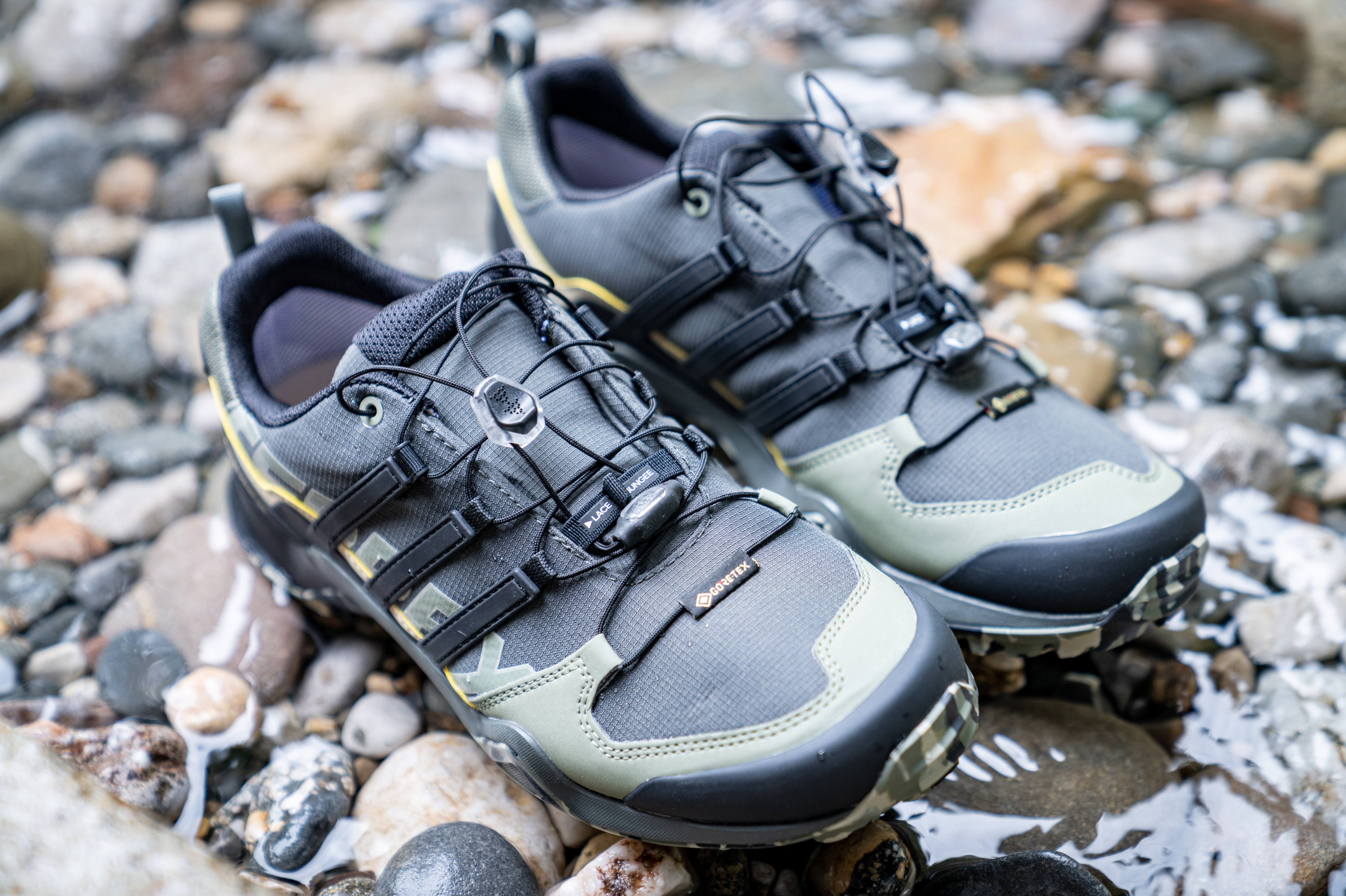 adidasterrex户外鞋卡其色,adidasterrex户外跑鞋评测