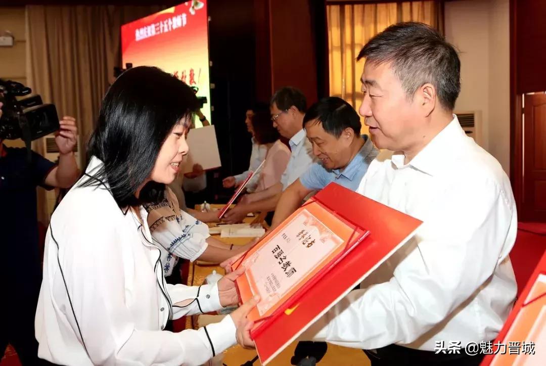 37个教师节街道表彰优秀教师,广水市教师节受表彰100名教师名单