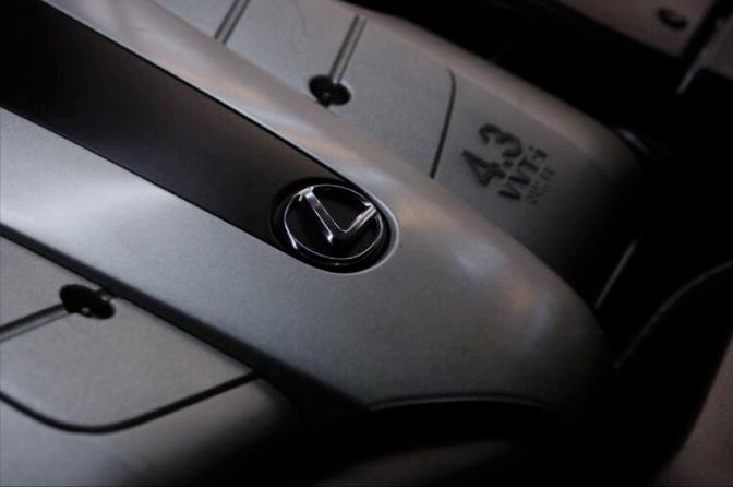 老车翻新：修复2005年凌志LS430，V8自吸大排量，一代神话再复活