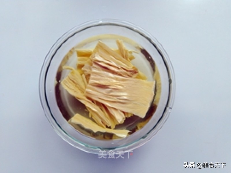 开胃番茄虾滑的做法,开胃魔芋贡菜素虾滑