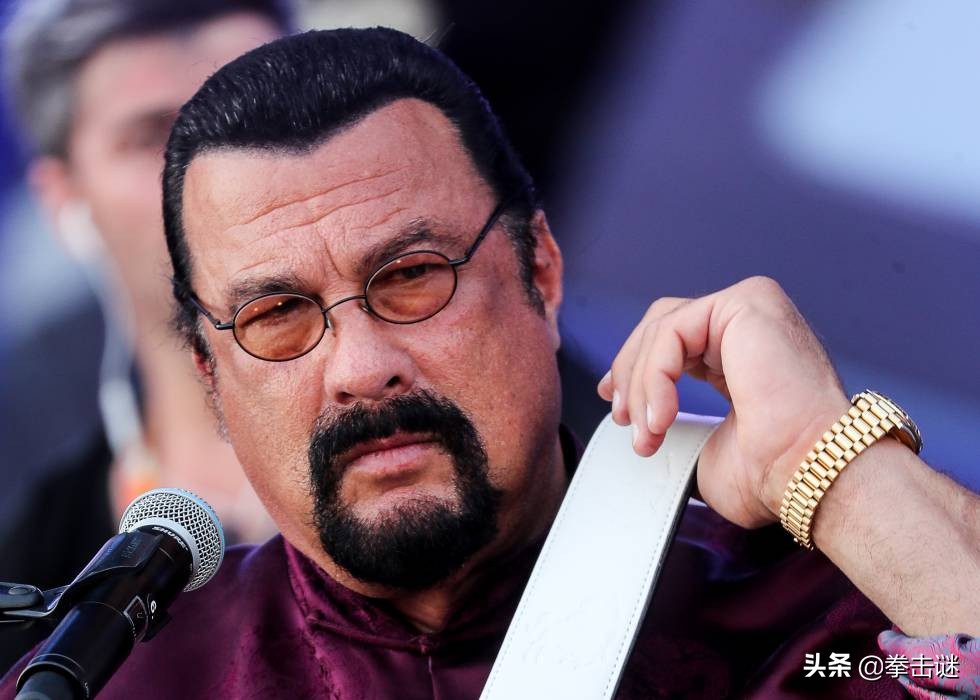 李小龙对李小龙拳击比赛视频,李小龙战胜乔丹视频