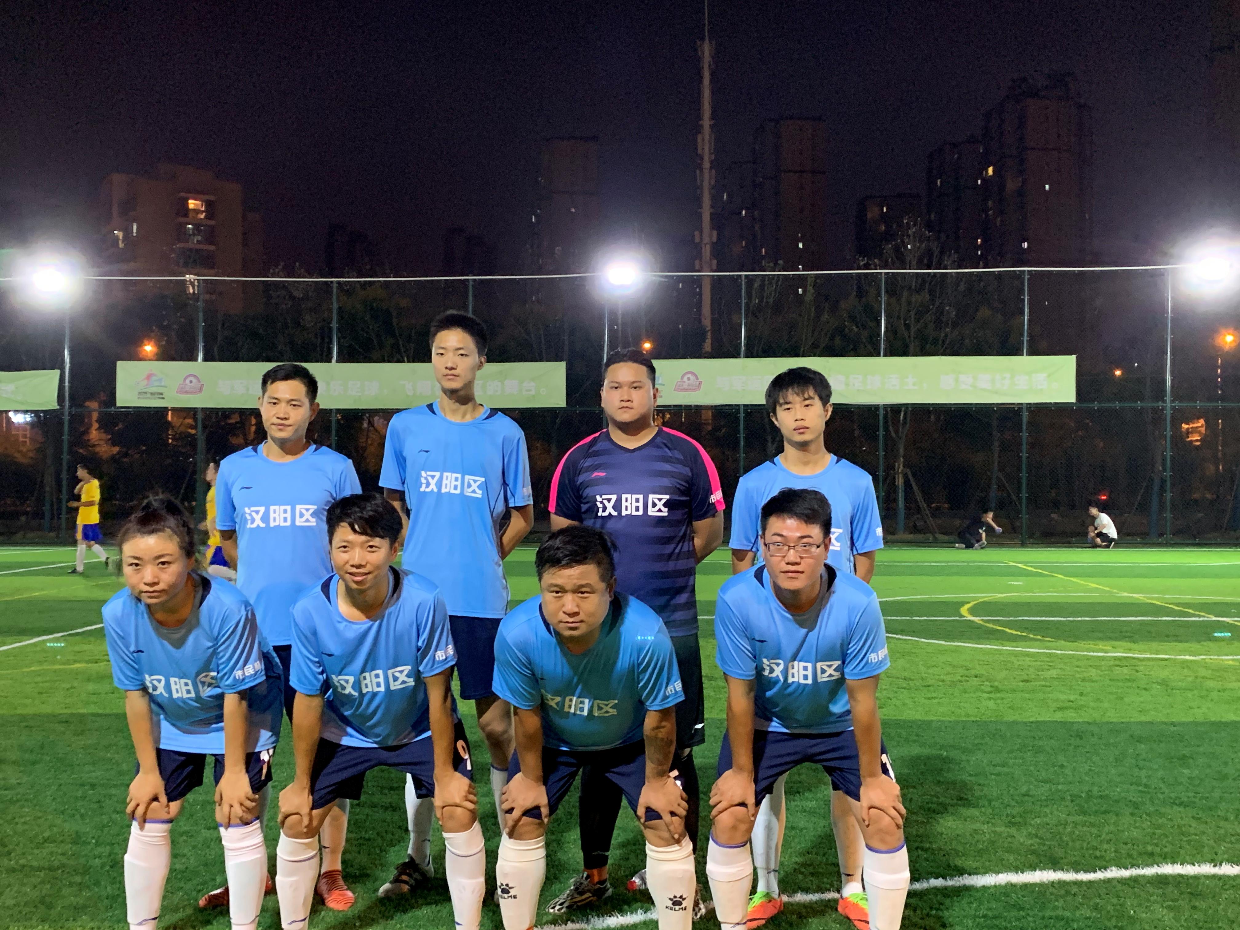 踢一场足球比赛很累吗,踢一场足球比赛