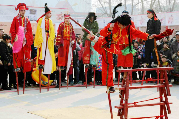 多国狂欢,国人的狂欢盛宴