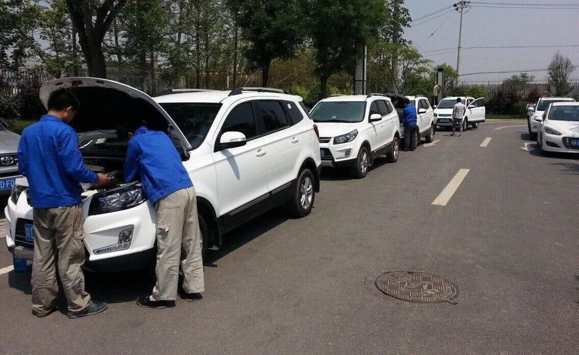 比亚迪宋plusdmi首保过后怎么保养,汽车首保去4s店好还是去维修店