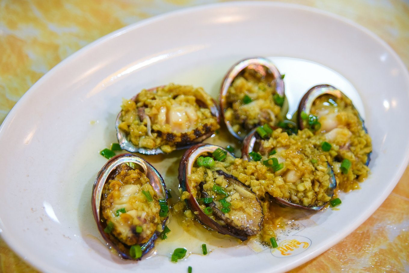 三亚海鲜宰客,去三亚免税店必吃海鲜