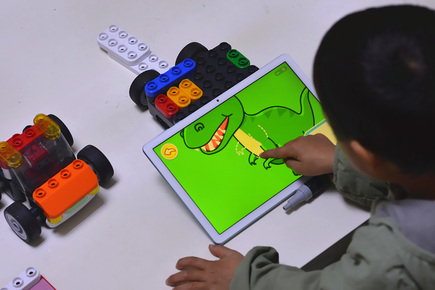 荣耀平板7智能分辨率需要开吗,荣耀平板7游戏实测帧率