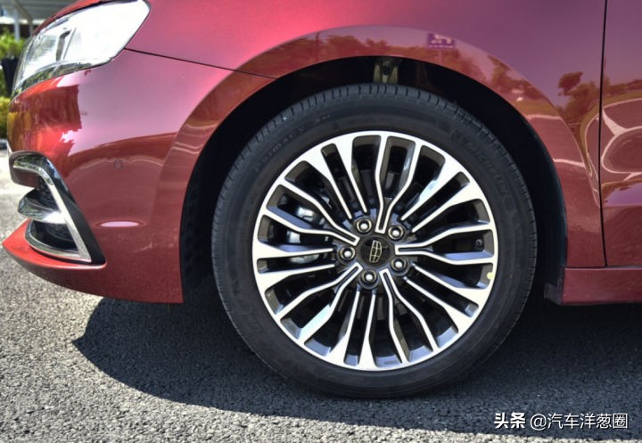 目前落地不到十万性价比最高的车,性价比最高的平民车10w左右