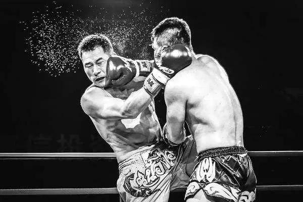 用盐擦身体会有抗击打能力吗,用粗盐搓脸脸会抗打吗