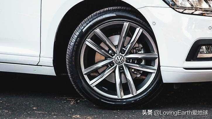 大众帕萨特2024款380豪华驾车感受,大众车最新款帕萨特