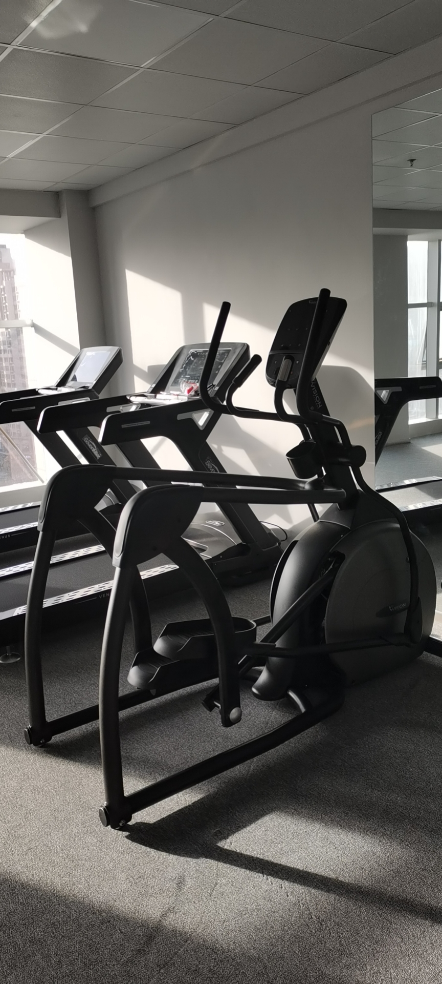 椭圆机减肥主要瘦哪里,椭圆机每天45分钟能瘦吗