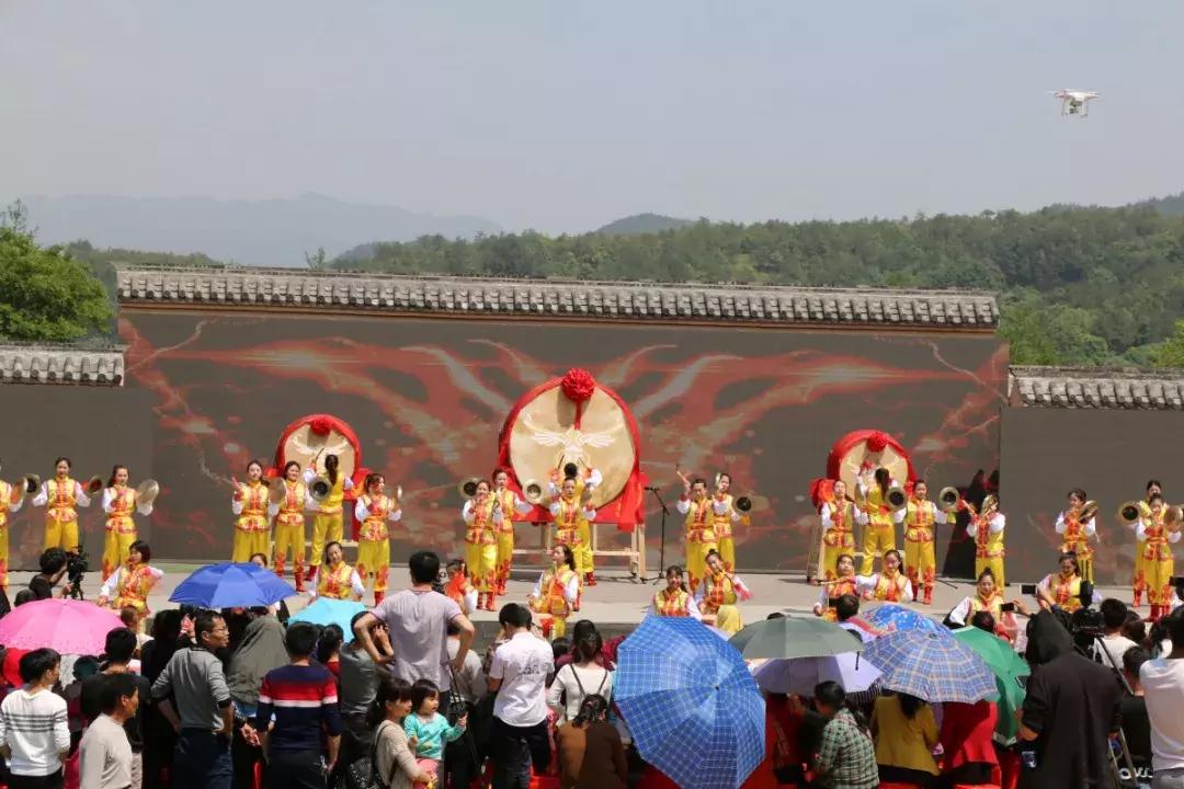 盛大招商丨十万宾朋齐聚安西田垅，百万商机闪现待握！