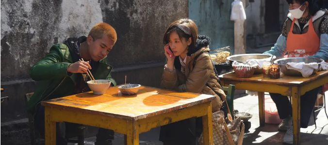 两年卖出2.61亿包纸巾,藏在县城的亿万生意