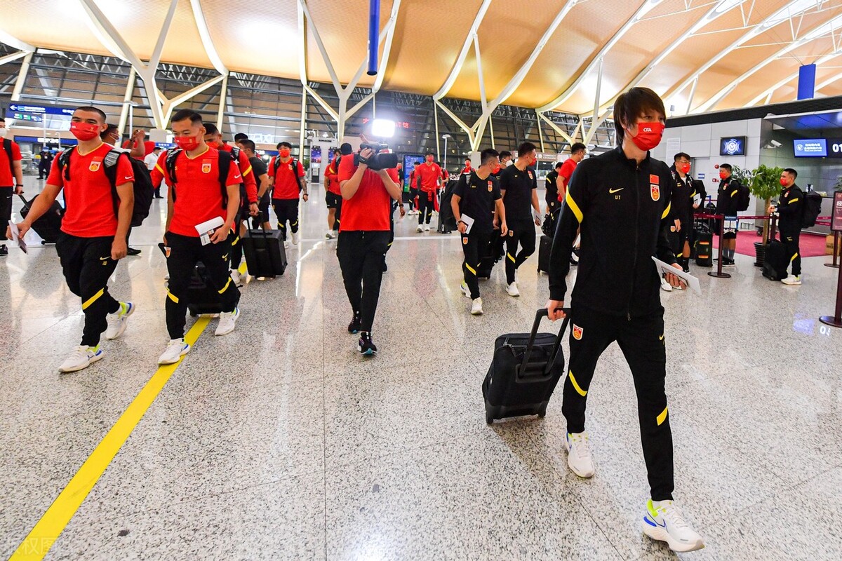 中国足球名人贺晓龙,贺晓龙说中国足球